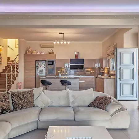 Bellavista House *